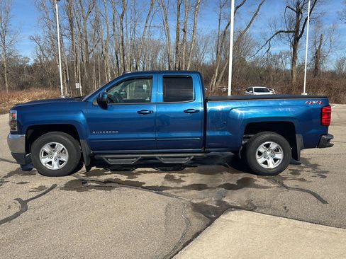 Used 2018 Chevrolet Silverado 1500 LT w/ All Star Edition image 2