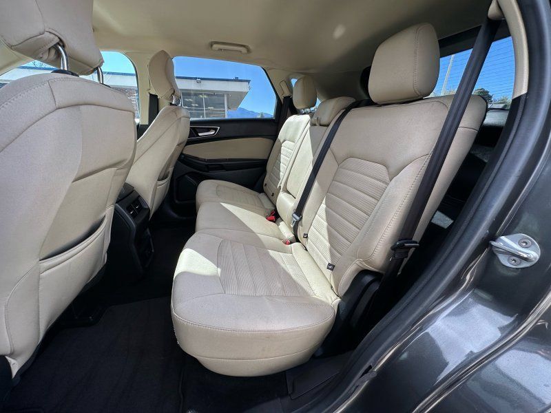Used 2015 Ford Edge SEL AWD/4WD image 11