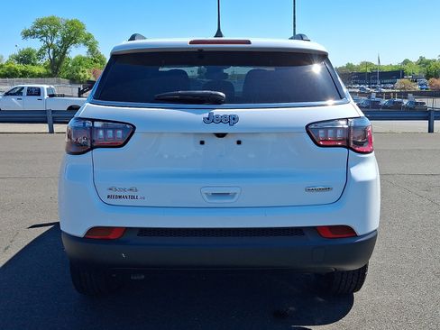 Certified 2023 Jeep Compass Latitude w/ Convenience Group AWD/4WD image 5
