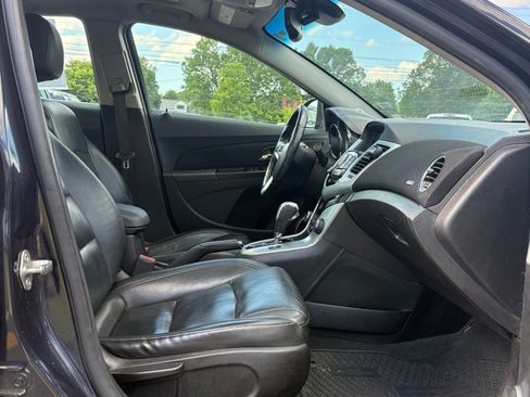 Used 2014 Chevrolet Cruze LTZ w/ Sun, Sound and Sport Package FWD image 11