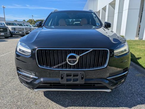 Used 2018 Volvo XC90 T5 Momentum w/ Convenience Package AWD/4WD image 9