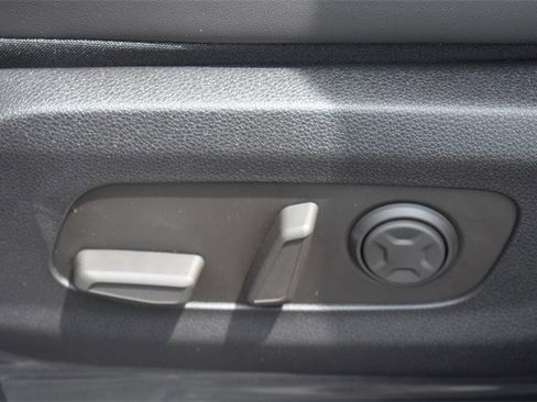 New 2026 Kia Carnival SX image 23