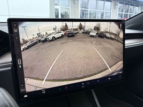 Used 2022 Tesla Model S image 21