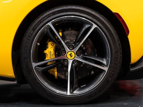 Used 2023 Ferrari 296 GTB RWD image 12