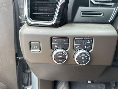 Certified 2023 GMC Sierra 1500 Denali AWD/4WD image 18