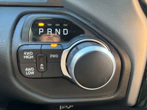 Used 2024 RAM 2500 Big Horn w/ Night Edition image 33