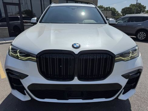 Used 2019 BMW X7 xDrive40i w/ Dynamic Handling Package AWD/4WD image 2