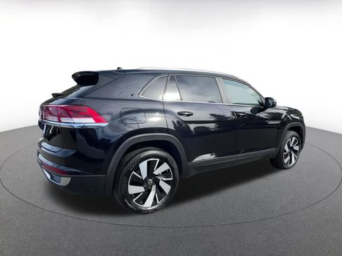 Used 2025 Volkswagen Atlas Cross Sport SE image 15