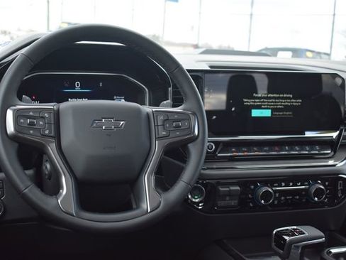 New 2026 Chevrolet Silverado 1500 ZR2 w/ Dark Appearance Package AWD/4WD image 26