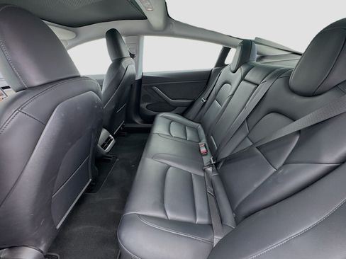 Used 2023 Tesla Model 3 Standard Range RWD image 16