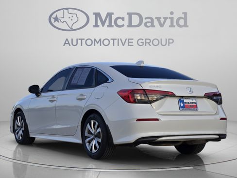 Used 2023 Honda Civic LX image 4