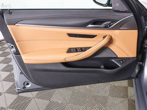 Used 2023 BMW M550i xDrive w/ Shadowloine Package image 24