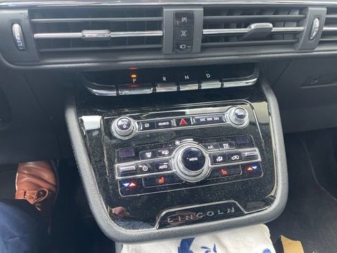 Used 2020 Lincoln Corsair FWD w/ Equipment Group 101A image 5