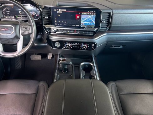 Used 2023 GMC Sierra 1500 SLT w/ SLT Premium Package AWD/4WD image 15