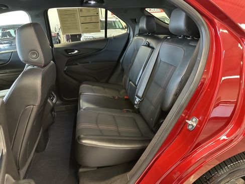 Used 2023 Chevrolet Equinox RS image 5