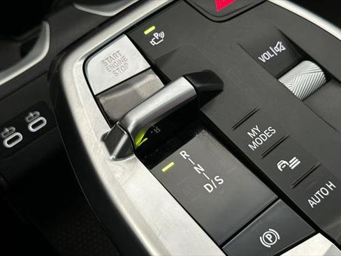 Used 2025 BMW X1 M35i w/ Premium Package image 21