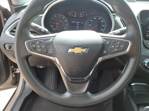 Used 2024 Chevrolet Malibu LT FWD image 23