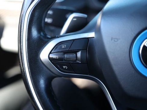 Used 2019 BMW i8 Pure Impulse World image 28