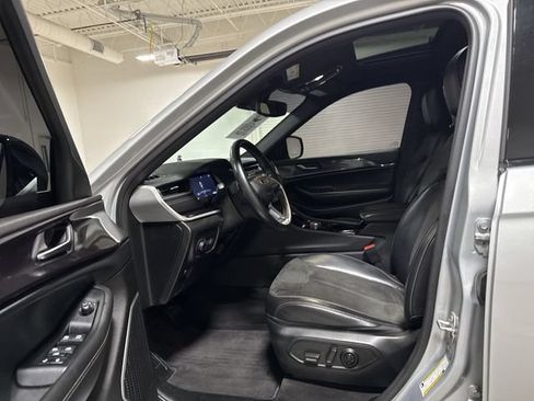 Used 2021 Jeep Grand Cherokee L Laredo AWD/4WD image 20