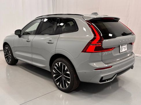 New 2026 Volvo XC60 B5 Ultra w/ Protection Package Premier image 8
