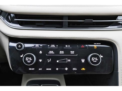 Used 2025 INFINITI QX60 Pure image 25