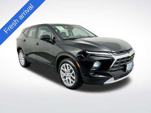 Used 2023 Chevrolet Blazer LT AWD/4WD image 1