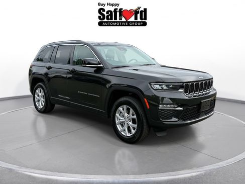 Used 2024 Jeep Grand Cherokee Limited AWD/4WD image 10