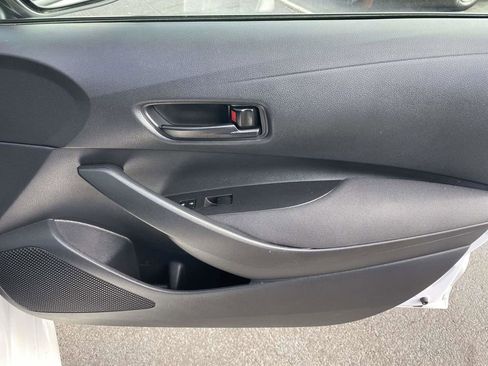 Used 2025 Toyota Corolla LE FWD image 43
