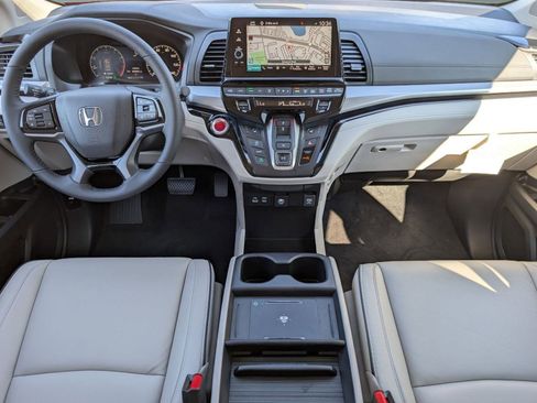 New 2026 Honda Odyssey Touring image 26