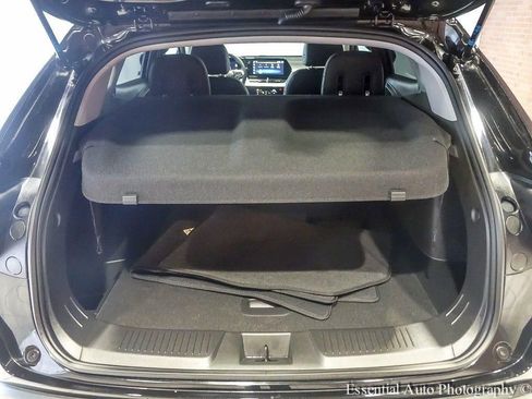 Used 2024 Chevrolet Trax LT w/ Driver Confidence Package FWD image 26