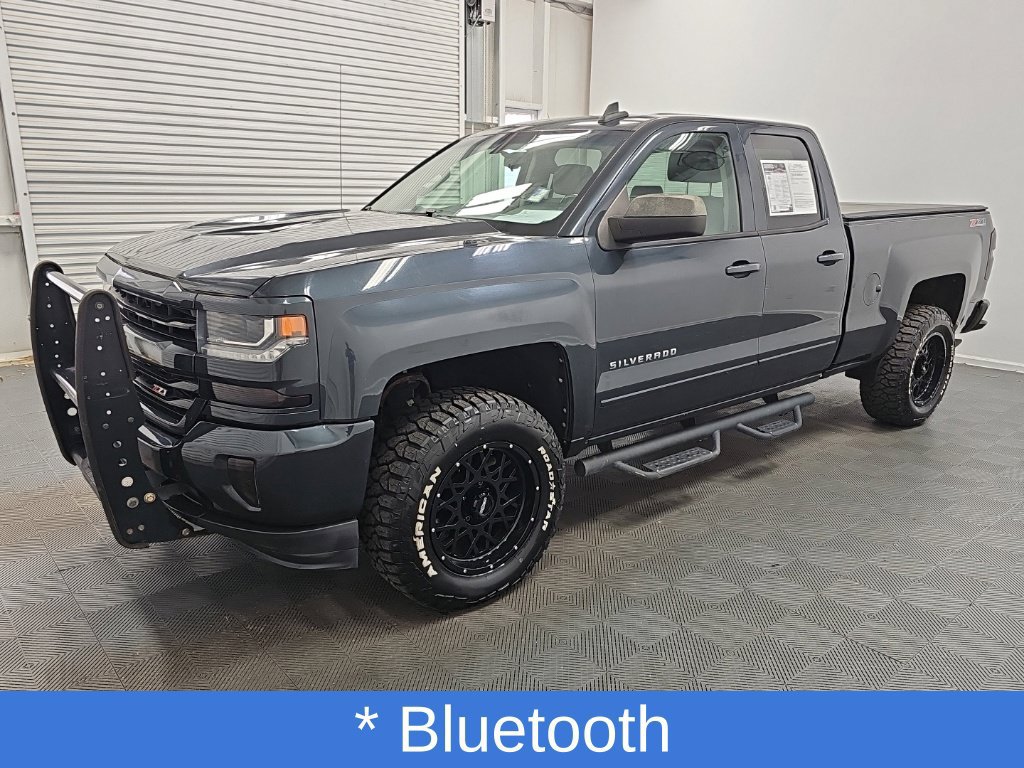 Used 2017 Chevrolet Silverado 1500 LT w/ All Star Edition AWD/4WD image 6