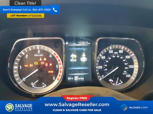 Used 2017 Nissan Titan SV image 12