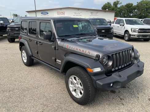 Used 2021 Jeep Wrangler Unlimited Sport AWD/4WD image 2