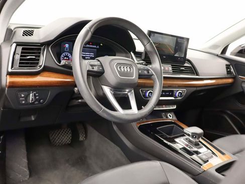 Used 2023 Audi Q5 2.0T Premium Plus w/ Premium Plus Package AWD/4WD image 15