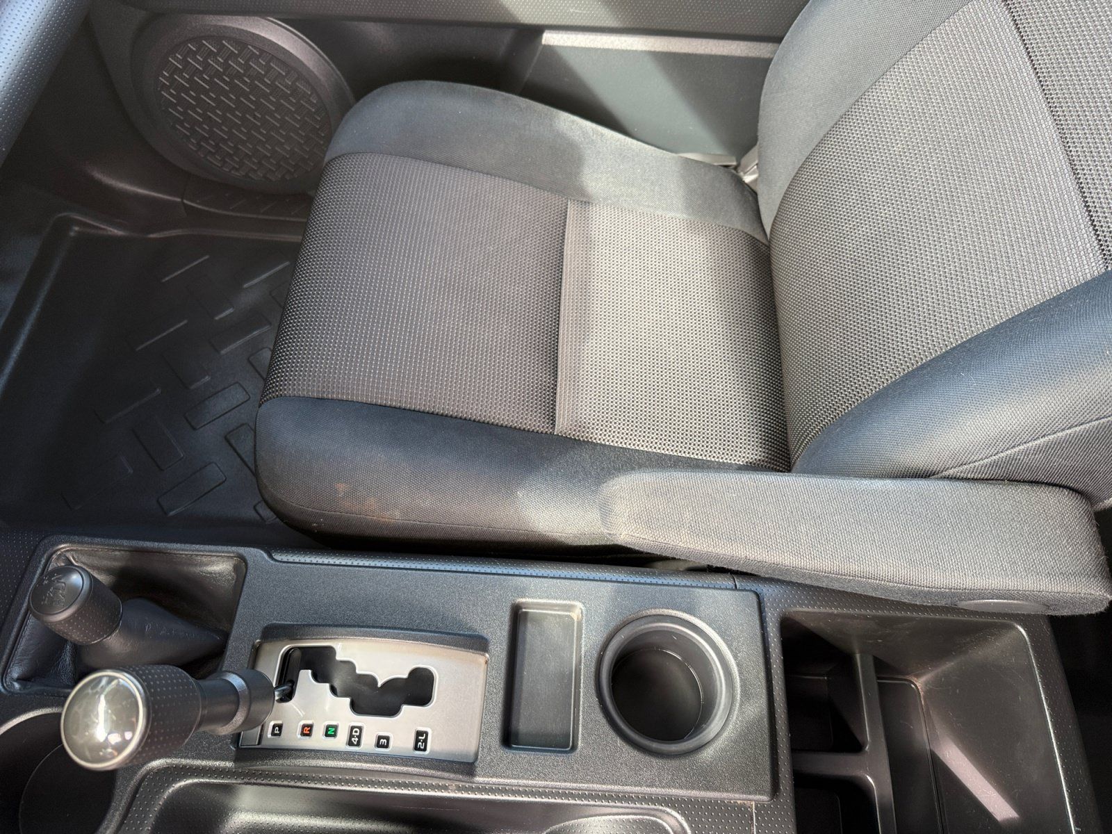 Used 2007 Toyota FJ Cruiser 4WD image 14