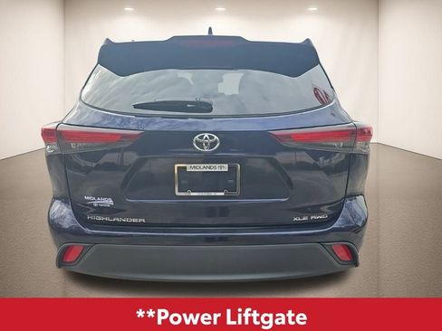 Used 2024 Toyota Highlander XLE image 6