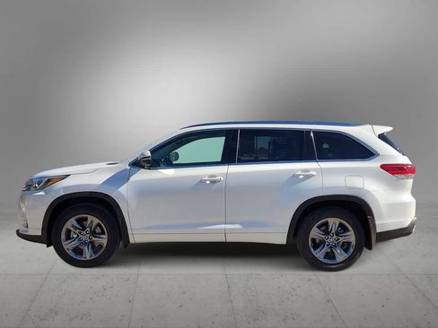 Used 2018 Toyota Highlander Limited Platinum image 5