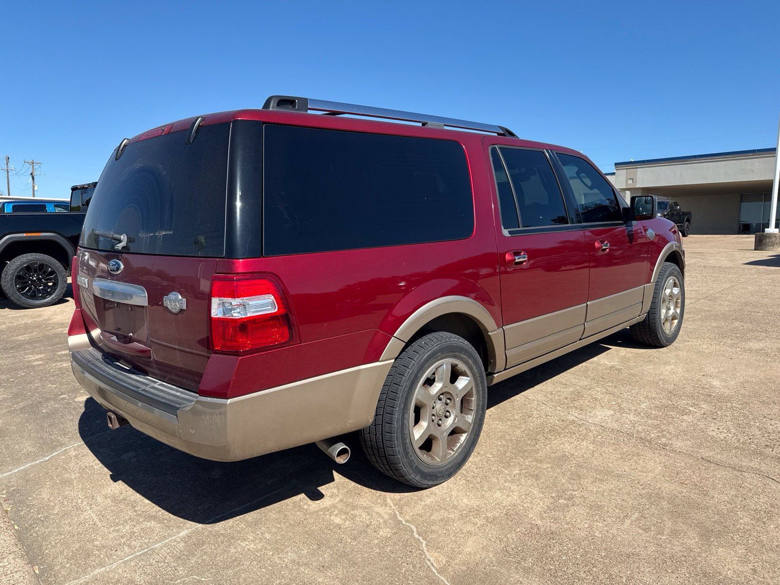Used 2014 Ford Expedition EL King Ranch RWD image 4