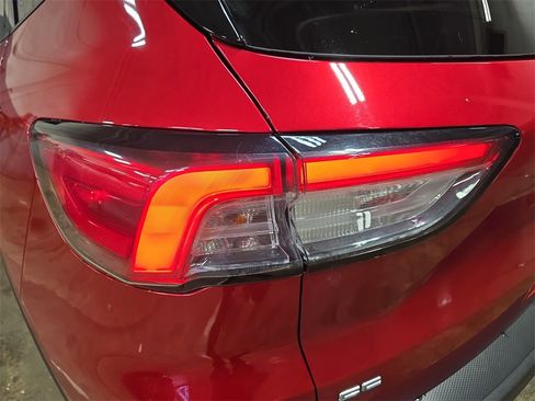 Used 2020 Ford Escape SE image 30