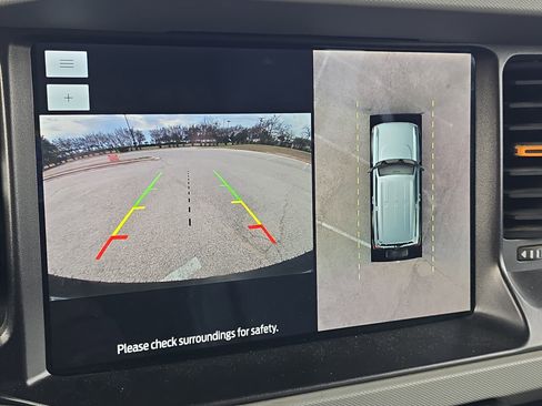 Certified 2021 Ford Bronco Badlands image 15