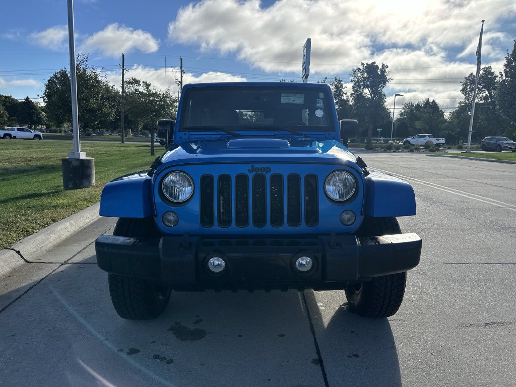 Used 2015 Jeep Wrangler Unlimited Sahara AWD/4WD image 14