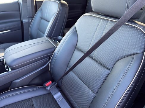 New 2026 Chevrolet Traverse High Country image 12