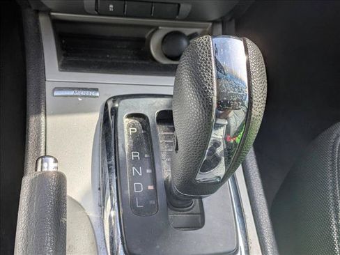 Used 2010 Ford Fusion SE FWD image 11