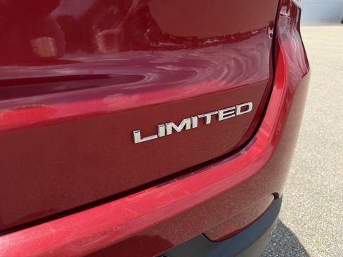 Certified 2025 Jeep Compass Limited AWD/4WD image 25