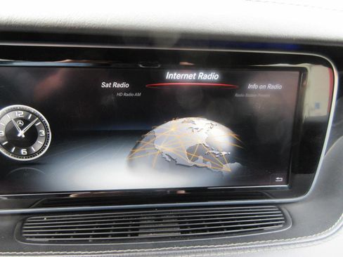 Used 2017 Mercedes-Benz S 550 Cabriolet image 54