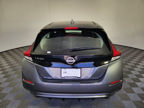 Used 2025 Nissan Leaf S FWD image 4