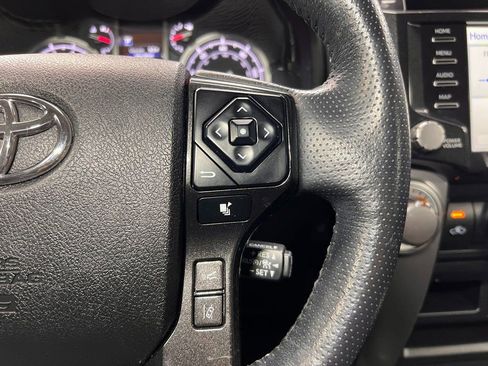 Used 2023 Toyota 4Runner TRD Off-Road Premium image 18