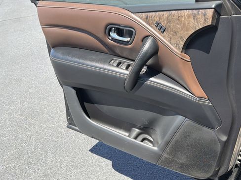 Used 2023 INFINITI QX80 Premium Select RWD image 19