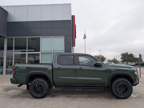 New 2026 Nissan Frontier PRO-4X w/ Pro-4x Convenience Package image 24
