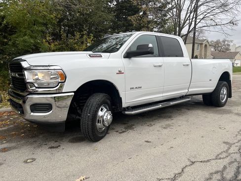 Used 2021 RAM 3500 Big Horn image 17